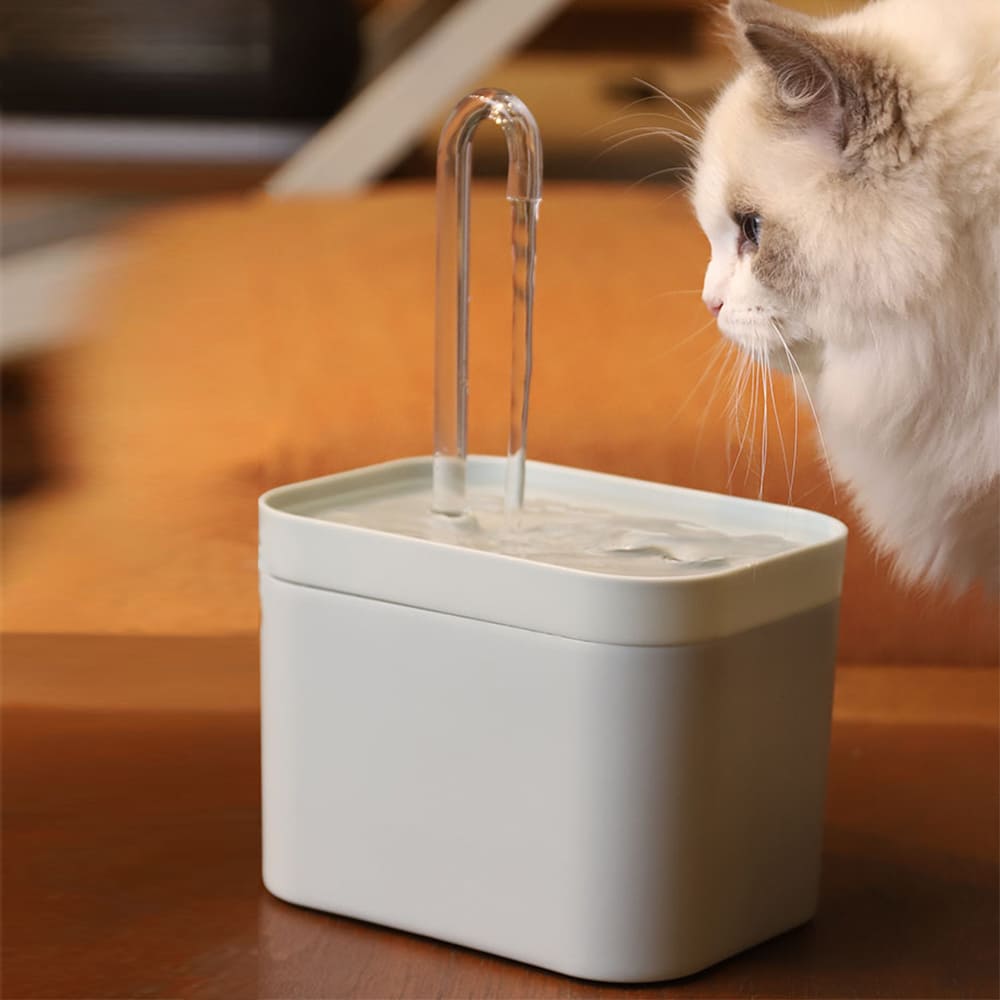 1.5L Cat Water Fountain with Auto Filter & Silent Operation